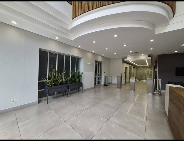1,320M² OFFICE TO LET IN SANDTON CENTRAL
